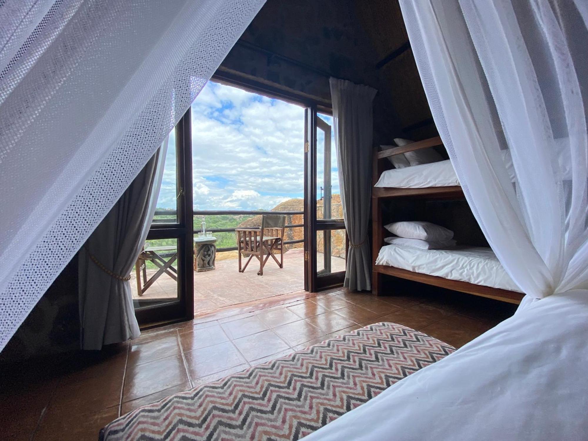 Big Cave Camp Villa Matopos Bagian luar foto