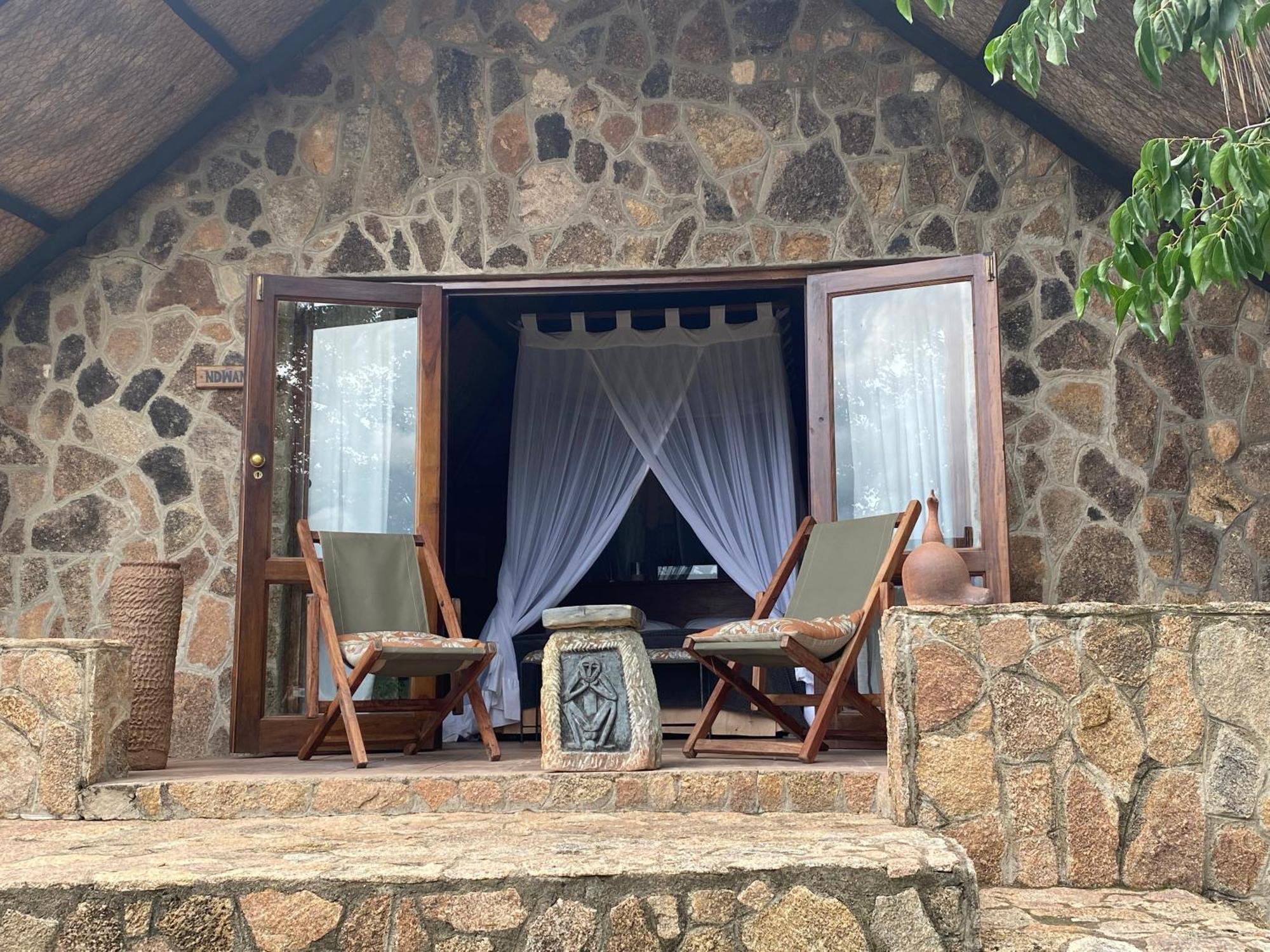 Big Cave Camp Villa Matopos Bagian luar foto